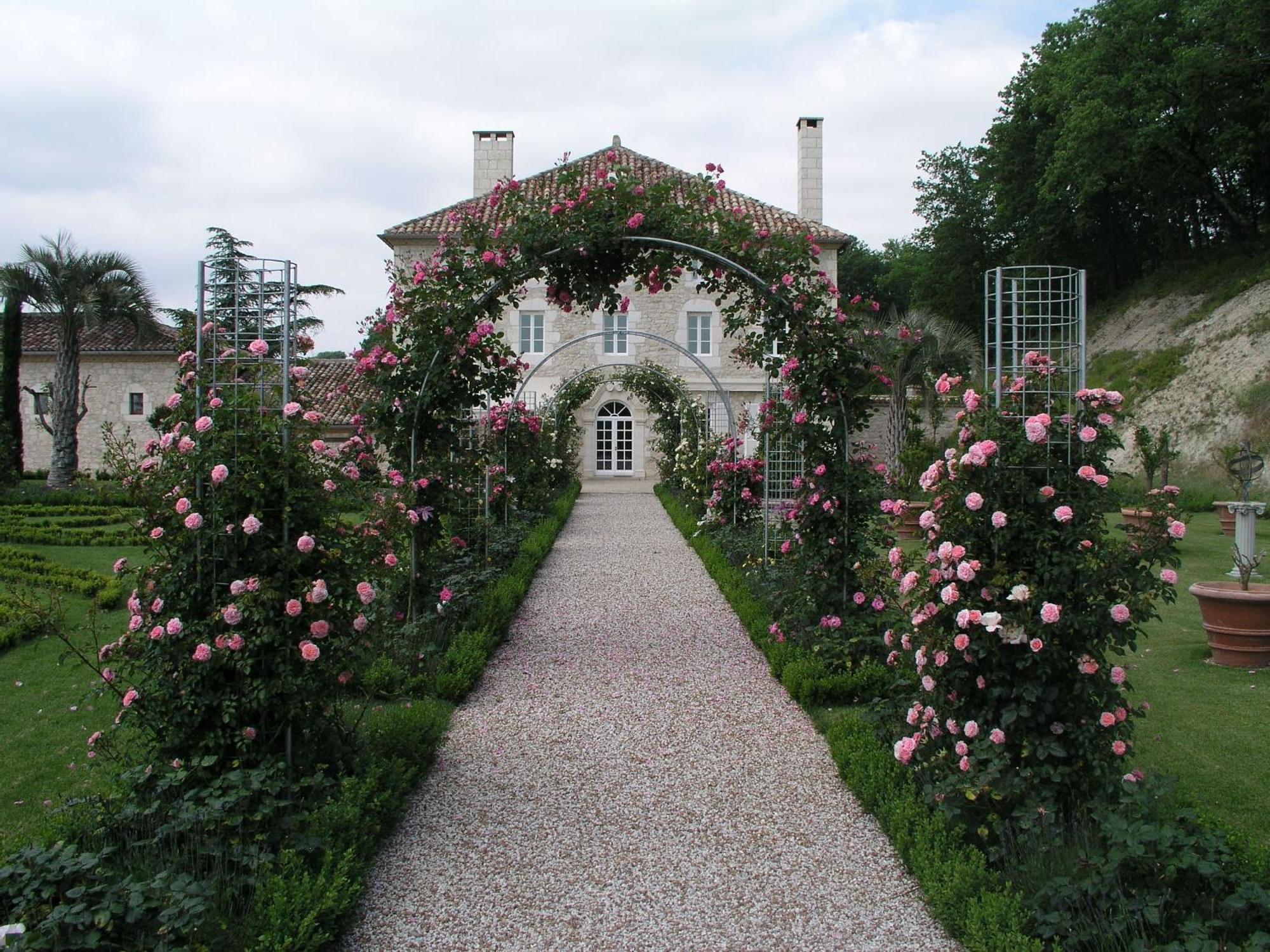 Chateau Lecusse - La Grande Roche - Hotel, Spa, Boutique & Restaurant Broze Exterior foto